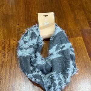 NWT INS Gray and Black Patterned Scarf